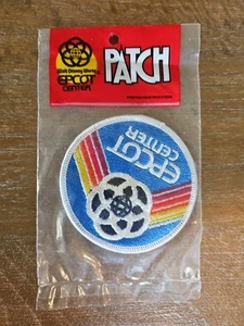 Parche de recuerdo vintage EPCOT Center 1982 Walt Disney World calcomanía tejida Mickey - Imagen 1 de 2