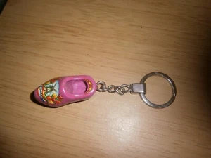 Early 2000's pinkish purple plastic dutch clog key ring souvenir.4.2cm(E11b) - Picture 1 of 5
