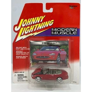 Jaguar Convertible 2000 Johnny Lightning Modern Muscle 1:64 Die-Cast MOC Red - Picture 1 of 10