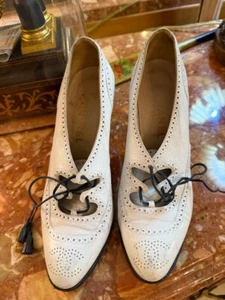 VINTAGE CHANEL HEELS CC LOGO OXFORD W/ TASSELS TIES, SZ 38 WHITE LACE UP - Picture 1 of 19