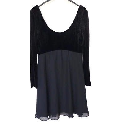 Vestido Babydoll Vintage 10 Negro Terciopelo Aplastado Cintura Imperio Espalda Baja Colecciones Foto 1 de 4