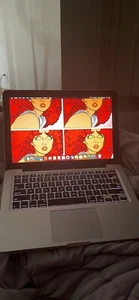 MacBook Pro 2011 - Picture 1 of 1