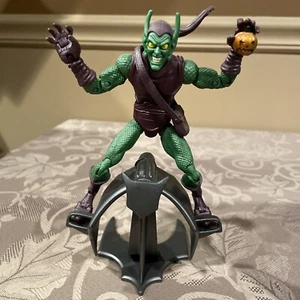 Marvel Legends 6 pulgadas Toybiz Onslaught Series Duende Verde Enmascarado - leer más abajo - Imagen 1 de 8