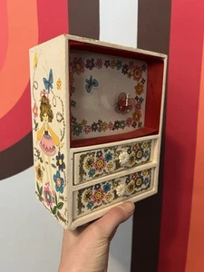 Rare vintage 60s Jamar kitsch musical jewelry box with dancing butterfly - Picture 1 of 6