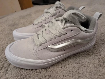Vans Knu Skool gris gamuza/plateado talla 7 para hombre. 5/Mujer 9 Metálico Plata NUEVO Foto 1 de 4