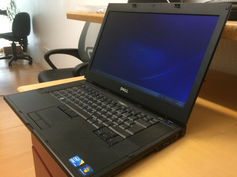 Dell Latitude E6510 Intel i5 2x2,93GHz 15,6"HD WEBCAM UMTS DE-BACKLIT WINDOWS - Bild 1 von 2