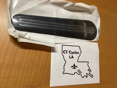 Harley-Davidson FLHX Fuel Tank Console Trim Insert 61266-08. 08-22 Touring  ^ Foto 1 de 4