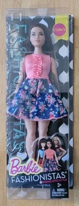 Muñeca Barbie Fashionistas #26 Spring Into Style - Curvy Chicana 2015 - Imagen 1 de 5