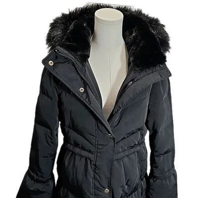 Abrigo acolchado con capucha Bebe para mujer negro talla XL mangas campana Y2K piel sintética Foto 1 de 4