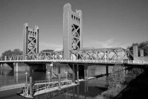 Historische Tower Bridge Sacramento von Carol Highsmith Fotografie Giclée-Kunstdruck - Bild 1 von 3