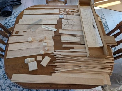 Vintage Sig Privateer Super "15" amphibious flying boat wood model airplane kit - Image 1 of 4