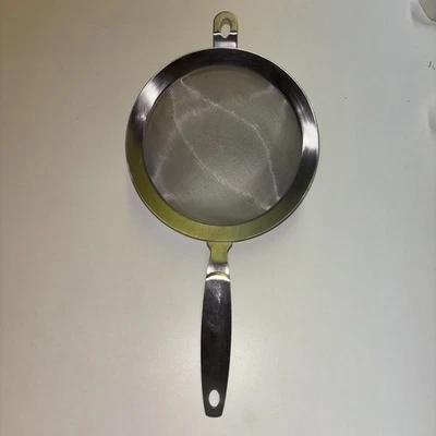 Oneida Stainless Steel Fine Mesh Strainer with Handle - Image 1 of 3