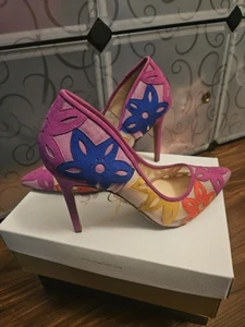 Jessica Simpson Perie Floral Mesh Pointed Toe Heels PRE-OWNED size 8 1/2 - Picture 1 of 4