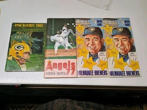 MLB Béisbol NFL Fútbol Deportes Medios Guías Años 70 80 Cerveceros Packers Ángeles  - Imagen 1 de 3