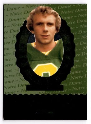 1995 Upper Deck Collectors Choice Joe Montana Trilogy Gold Kansas City Chiefs  - Image 1 of 3