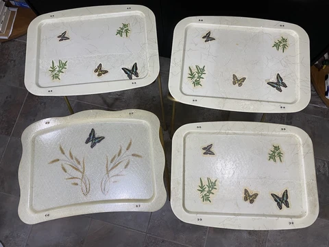 4 Vintage Folding TV Trays, Serving Tables, Butterfly , MCM Fiber Glass, Issues Cover