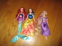 dolly parton coat of many colors doll