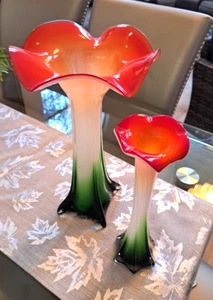 Set of vintage Read Calla Lily Blown Art GlassVase. Orange Interior - Picture 1 of 13