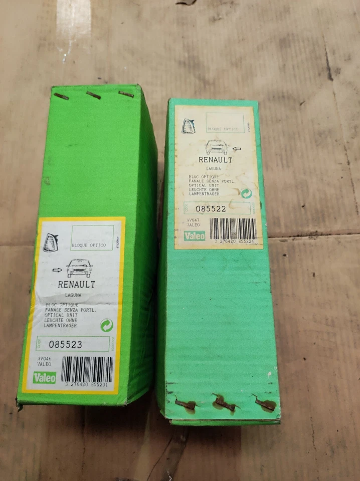 JUEGO REPUESTOS RENAULT LAGUNA V6 16V 24V INDICADOR LATERAL VALEO 08522 08523 Foto 1 de 4