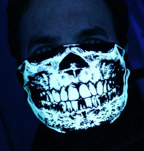 SUPER GLOW IN THE DARK SKULL PREMIUM BANDANA black face cover rave mask gaitor - Picture 1 of 7