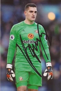 SUNDERLAND: VITO MANNONE SIGNED 6x4 ACTION PHOTO+COA - Picture 1 of 1