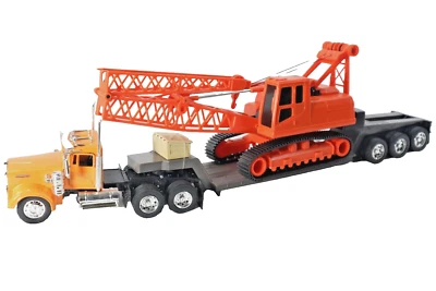 Kenworth W900 Crane 1:32 Scale Model Crane | New-Ray - Image 1 of 4