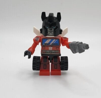 Figura Transformers Kre-o Cybertron Clase del '85 Kreon Autobot Inferno Kreon Foto 1 de 4