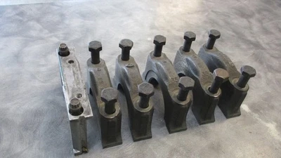 MOPAR DODGE 383 400 MAIN CAPS SET WITH BOLT - Image 1 of 4