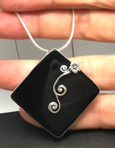 Black shell square pendant necklace, solid Sterling silver, 18” snake chain. New - Picture 1 of 7