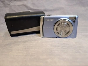 Fujifilm FinePix F45fd 8.3MP Digital Camera Flaw Read Desc - Picture 1 of 8