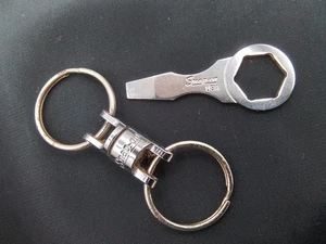 Snap On Tools 1/4" Antrieb Universalgelenk auseinanderziehen Schlüsselanhänger Mini-Schraubenschlüssel Promo - Bild 1 von 12