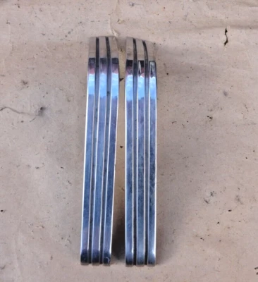 Chevy 1937 tablero central molduras de acero inoxidable par original GM  Foto 1 de 4