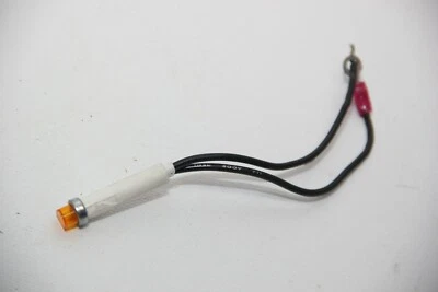 高压警示灯带电线(黄色),14 伏。 — 第 1/2 张图片