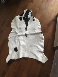 Ziegenfell 65x95, weiß mit schwarzen Muster neu von Ikea - Bild 1 von 1