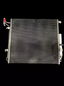 Land Rover LR3 05-09 OEM AC Condenser Assembly Air Conditioner A/C JRB500030 - Picture 1 of 3
