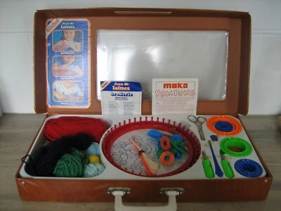 Jouet ancien Jeux de laines Broderie Tricotin Cercle à broder BERCHET Vintage - Photo 1/4