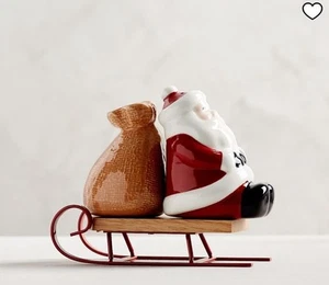 Set vacanze shaker sale e pepe slitta Babbo Natale fienile ceramica nuovo con scatola - Foto 1 di 10
