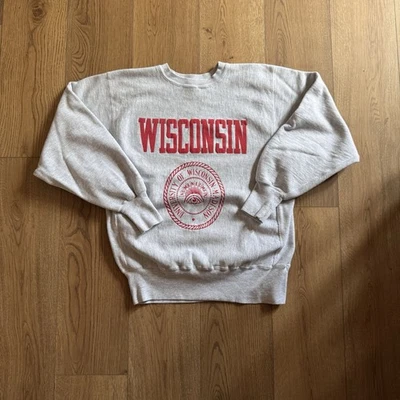 Vintage University Of Wisconsin Cinza Masculino Grande Decote Redondo Anos 90 Tecido Reverso EUA  - Imagem 1 de 4