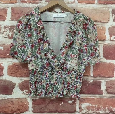 Camisa corta ASTR para mujer S multicolor floral vid manga aleteada lazo cintura Foto 1 de 4