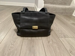 Salvatore Ferragamo 21G065 Borsa tote in pelle amara da donna - Foto 1 di 5
