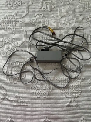 Official Nintendo Wii Component Audio Video AV Cable and power cord - Image 1 of 4