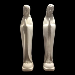 Menge 2 Vintage Betende Jungfrau Maria Weiß Porzellan Elegant Schlank Statue - Bild 1 von 5