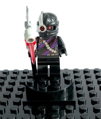 LEGO Ninjago Rebooted - NINDROID WARRIOR BLACK LEGS - njo0101, set 70727 - Photo 1/4