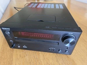 Onkyo CR-545UKD CD Receiver - Picture 1 of 2