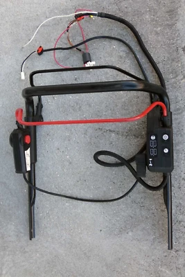 Manija superior / interruptores para cortadora de césped autopropulsada Makita XML08 envío gratuito a EE. UU. Foto 1 de 4