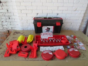 Master Lock Electrical Plug, valve, wheel, handle LOCKS And toolbox SET!!! - Picture 1 of 7