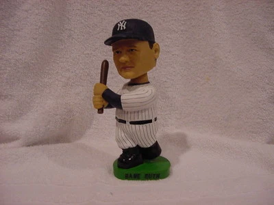 VERY RARE Babe Ruth 2002 SGA Bobblehead, New York Yankees, MINT IN BOX!! - Image 1 of 2