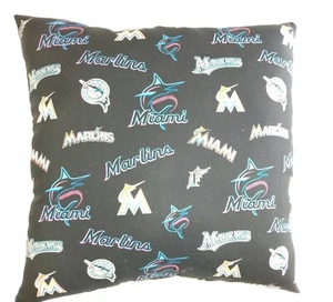 MLB MIAMI MARLINS ALMOHADA DE ALGODÓN COMPLETA 15 X 15 - REGALOS 3 ESTILOS - Imagen 1 de 9