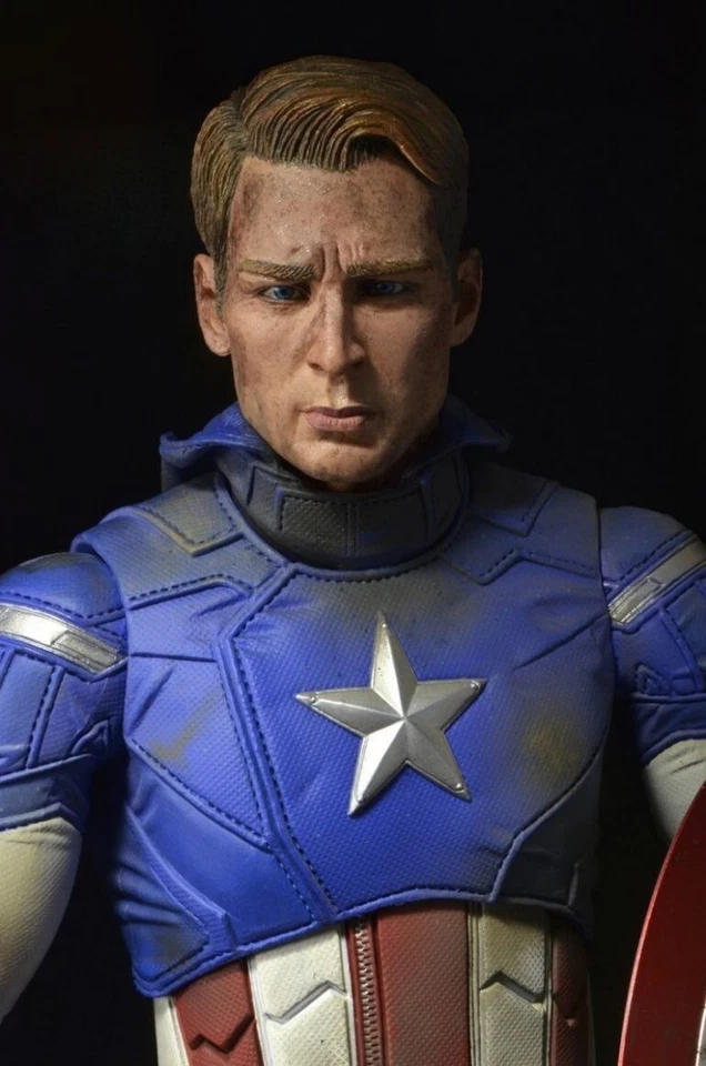 NECA Marvel Avengers Battle Damaged Captain America 1 4 Scale Action Figure