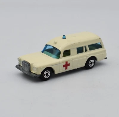Matchbox Superfast MB3 Mercedes Benz Binz Ambulance Blue Windscreen Lesney... - Image 1 of 4